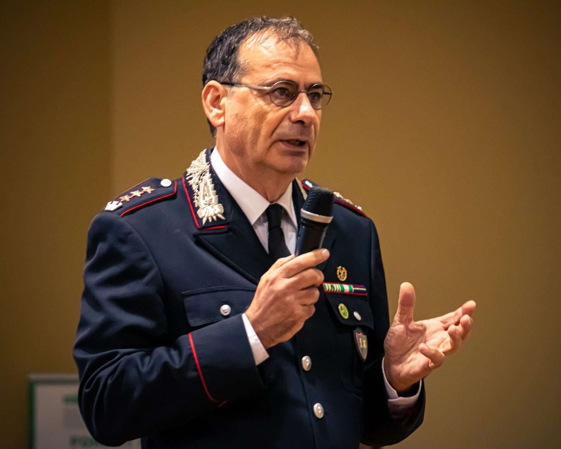 SPECIALE PREMIO. Nuova Tenenza Arma dei Carabinieri: gli omaggi degli artisti