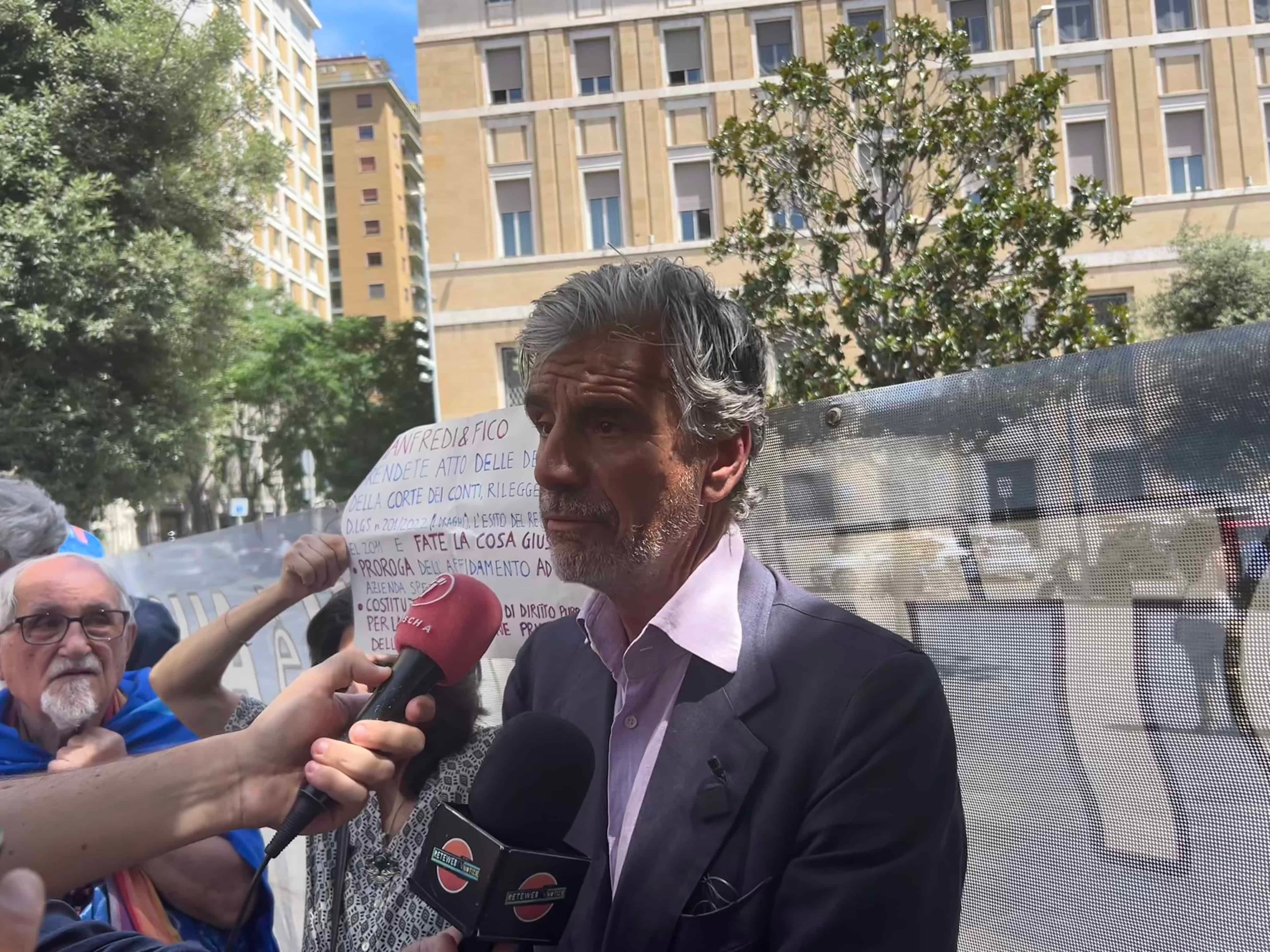 Napoli: la lotta in difesa dell'acqua pubblica
