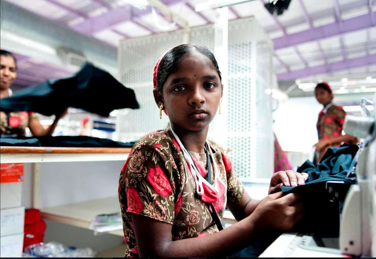 "Fashion victims", il documentario sulle schiave dell'industria tessile