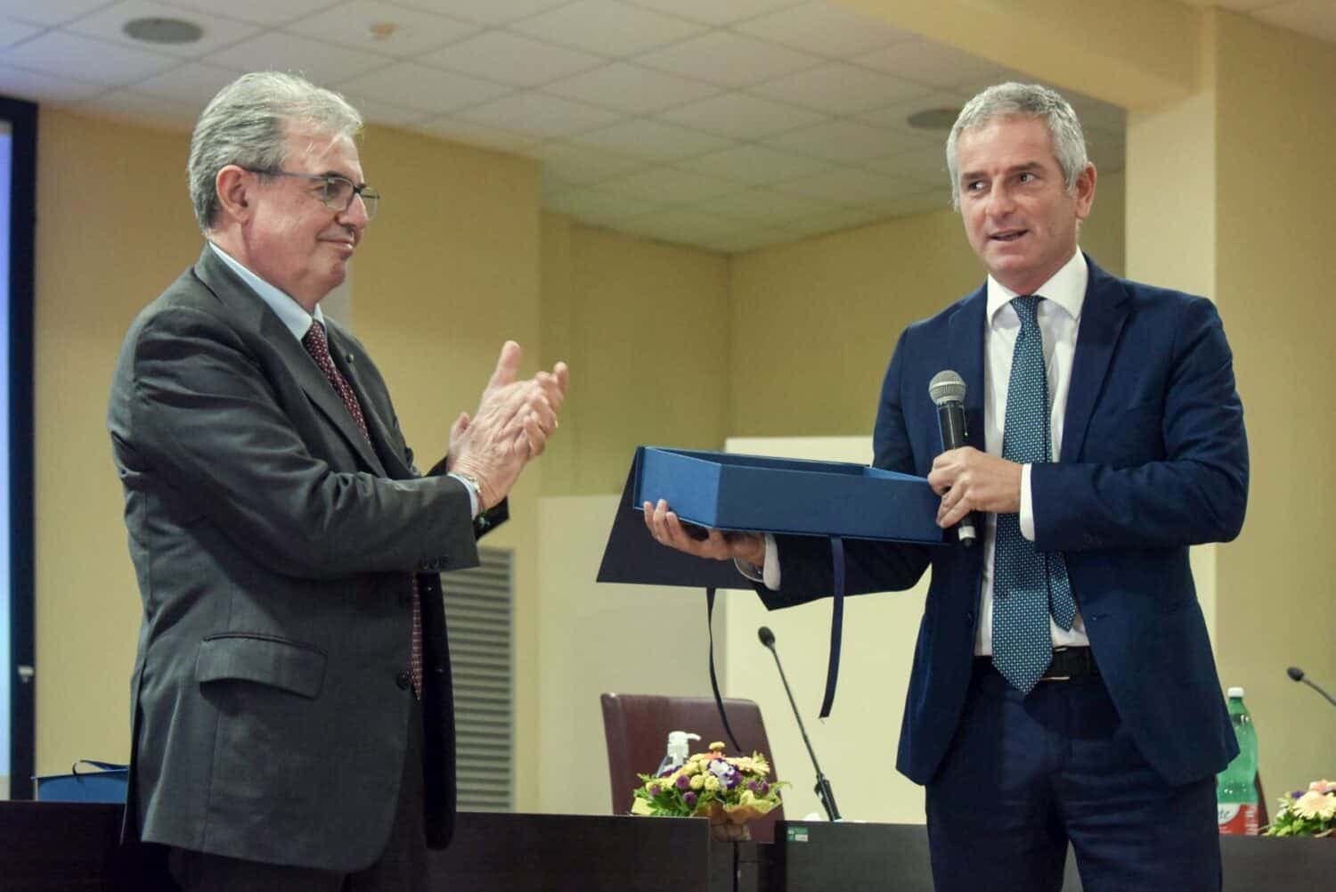 informareonline-speciale-premio-augusto-raggi-con-il-superbonus-castel-volturno-esempio-per-litalia