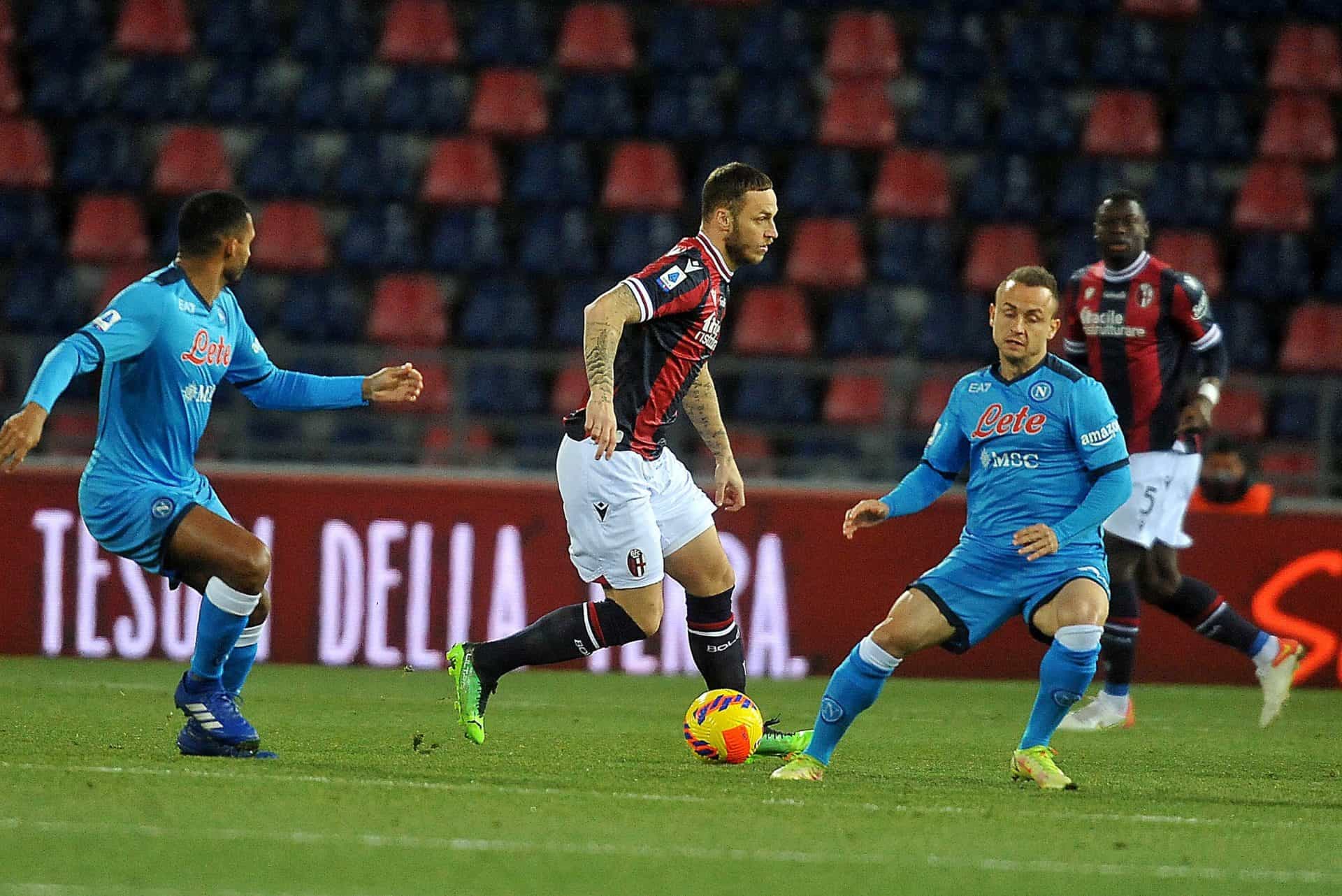 Ancora un pareggio per il Napoli: solo 0-0 contro il Bologna