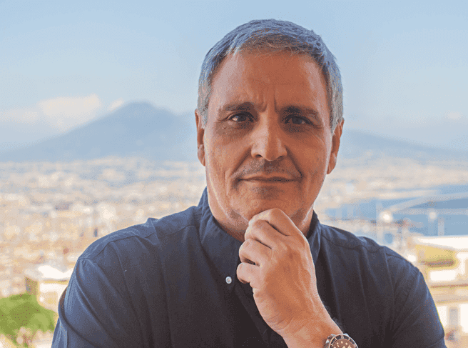 Maurizio de Giovanni presenta “Il tempo dell’orologiaio” a Piana di Monte Verna