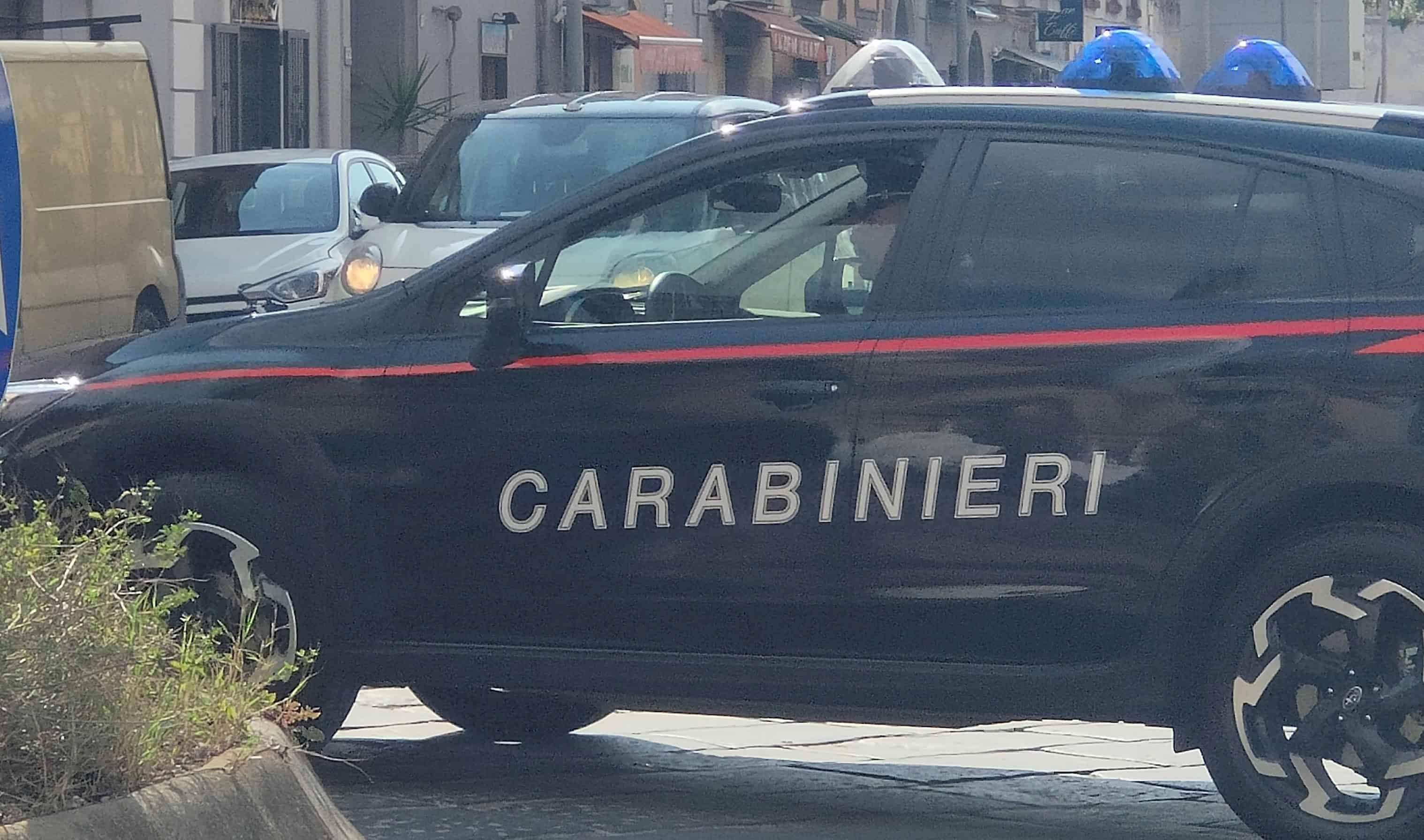 Ancora appalti truccati e mazzette: arrestati sindaco di Arienzo ed ex consigliere regionale
