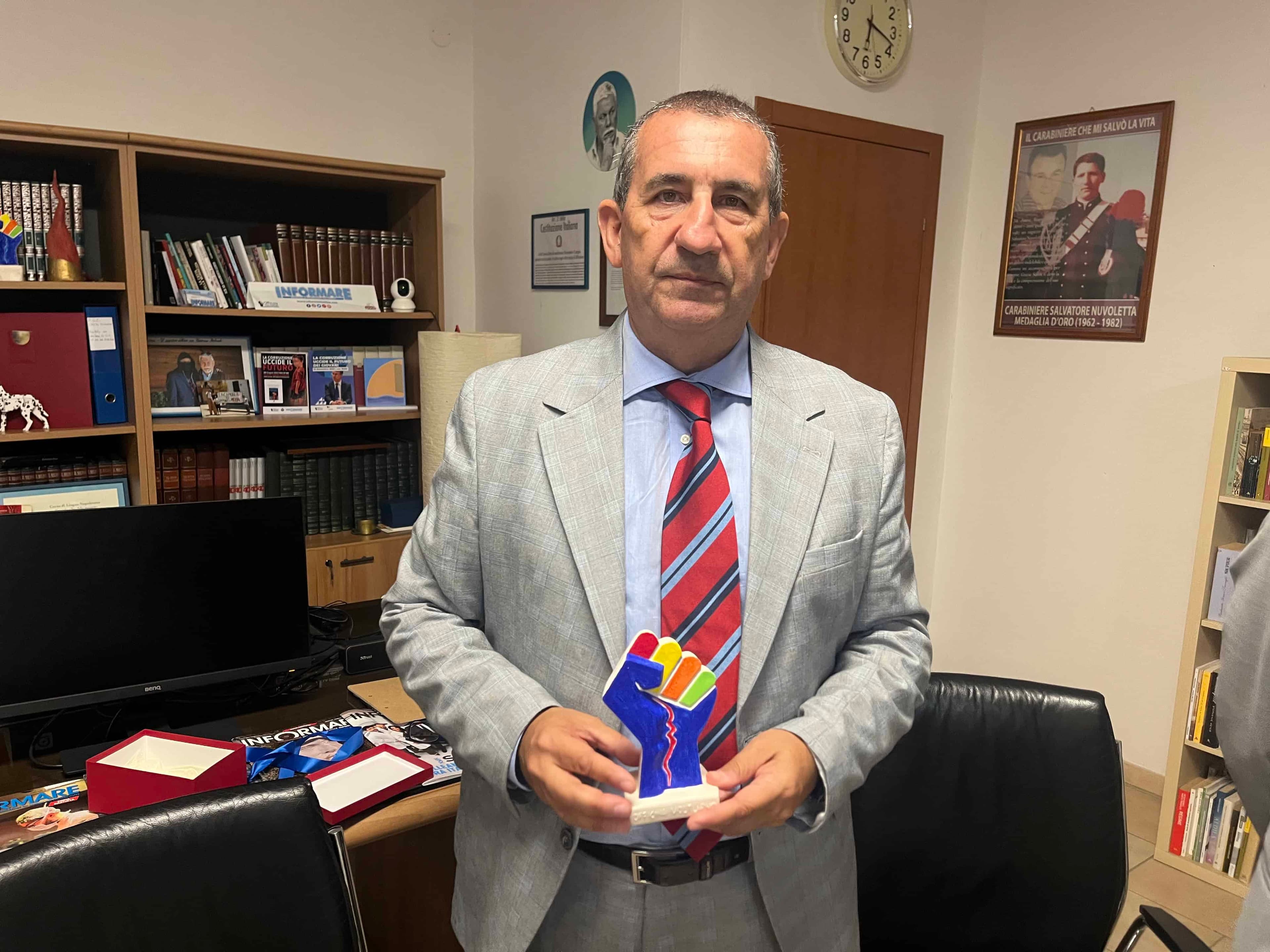 INTERVISTA. Terra dei Fuochi, il Gen. Vadalà: "Presto una mappa dei comuni più esposti ai tumori"