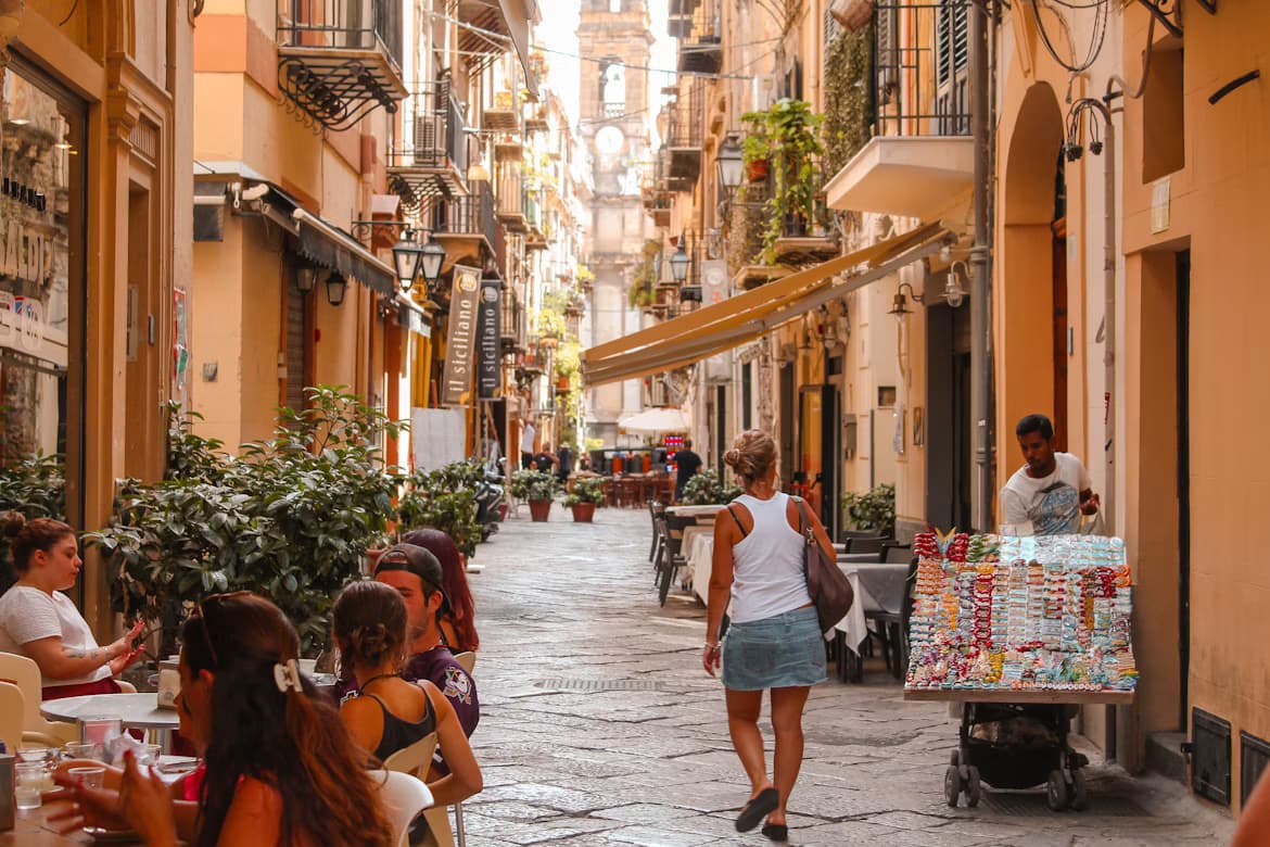 Nuove dinamiche abitative e flussi turistici: l'evoluzione delle città tra accoglienza e territorio