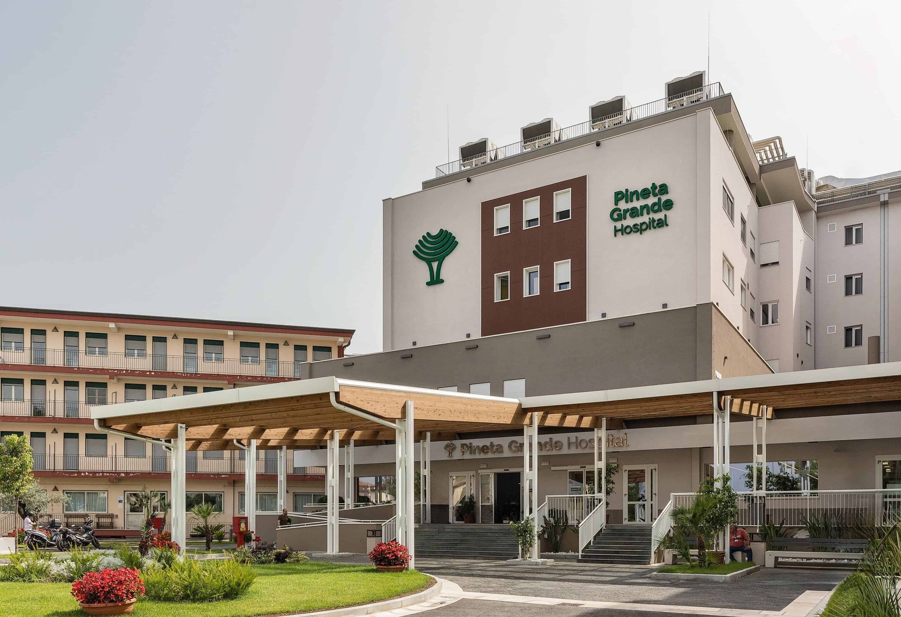 Da oggi il Pronto Soccorso del Pineta Grande Hospital riduce l'attività